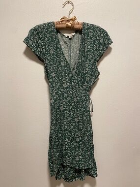 American Eagle Outfitters Green Floral Wrap Dress